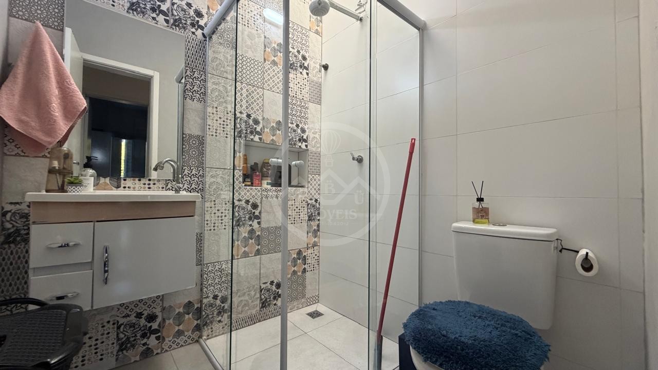 Sobrado à Venda com 60m², 02 dormitórios - Bairro Vitiello, Boituva/SP