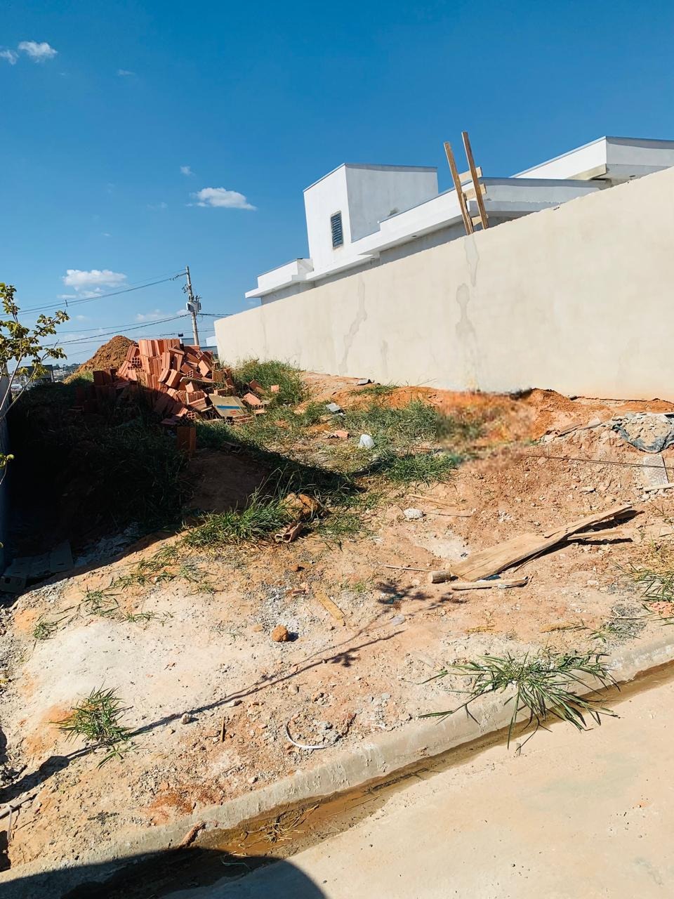 Terreno à Venda com 140m², no Parque Campestre, Boituva/SP