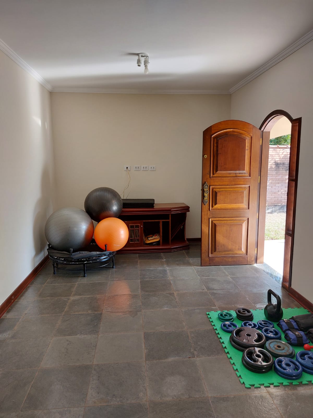 Chácara Exclusiva com 366m², 04 dormitórios - Bairro Flamboyant, Boituva/SP