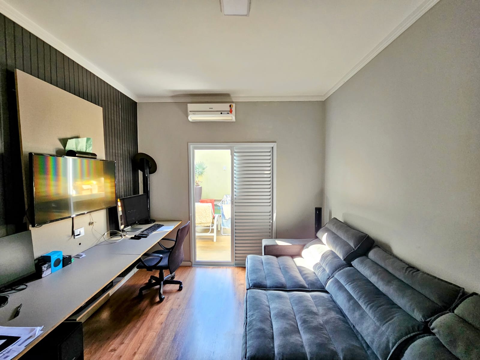 Casa à Venda  com 3 Quartos, sendo 02 Suítes no Bairro Portal Ville Primavera, em Boituva
