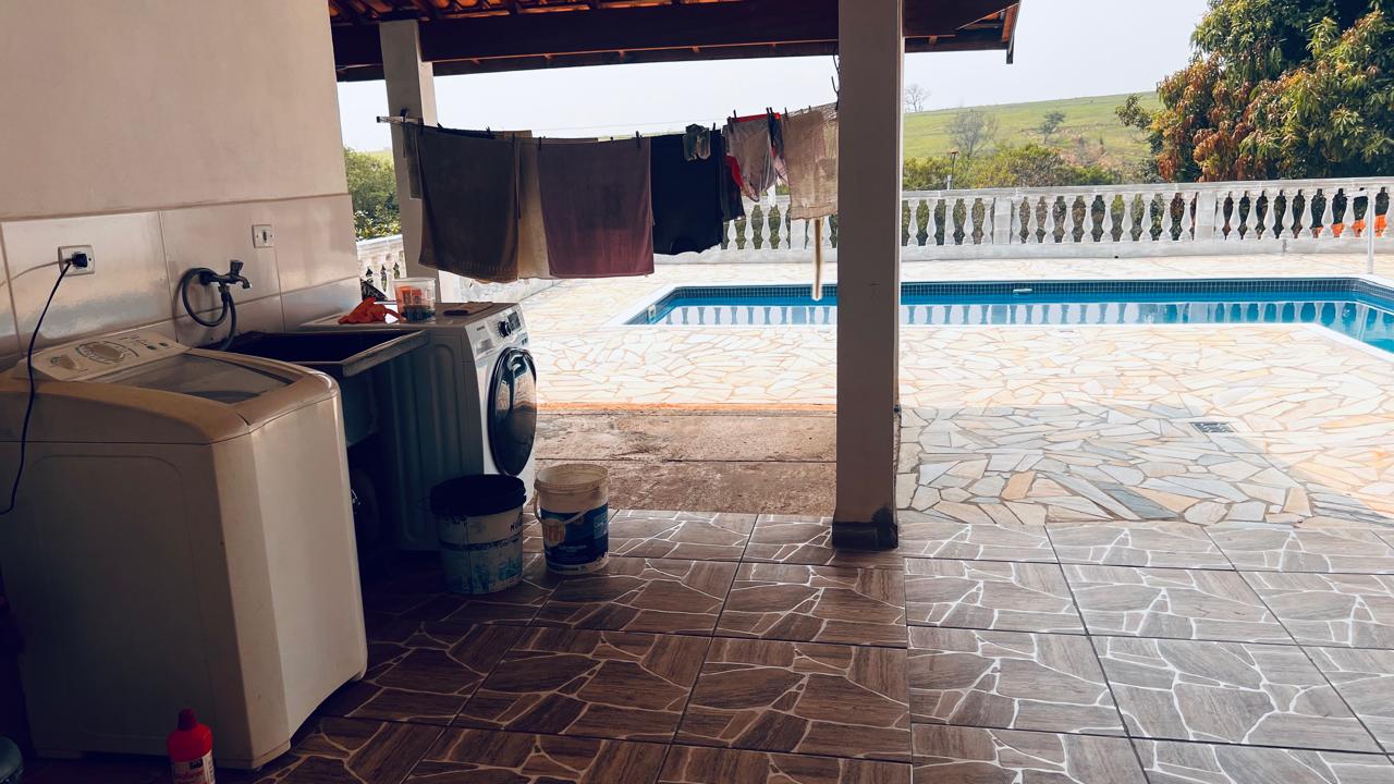 Chácara à venda com escritura, no Jardim Valparaíso em Boituva