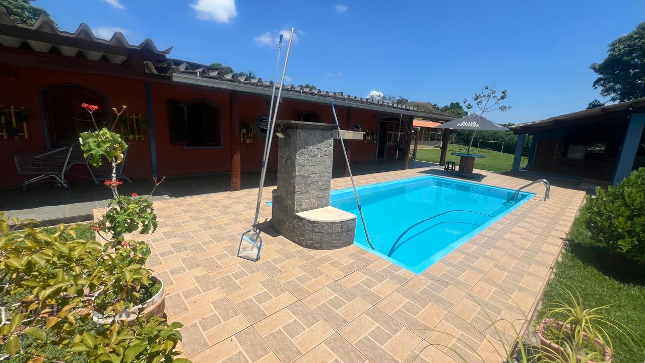 Chácara com 6 Quartos à Venda – 3.200m² de Terreno, 450m² Construídos – R$ 900.000,00