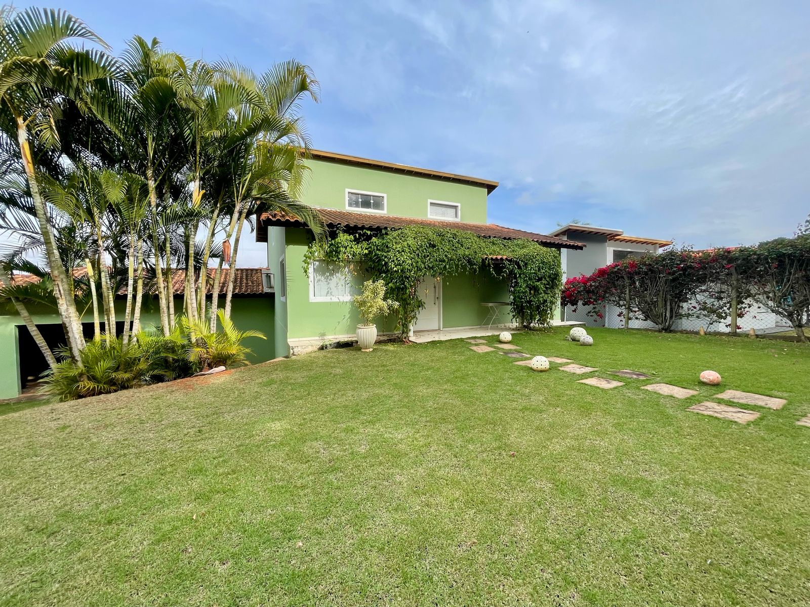 Chácara com 3 dormitórios à venda, 240m² por R$ 960.000 - Condomínio Nova Rheata - Boituva/SP