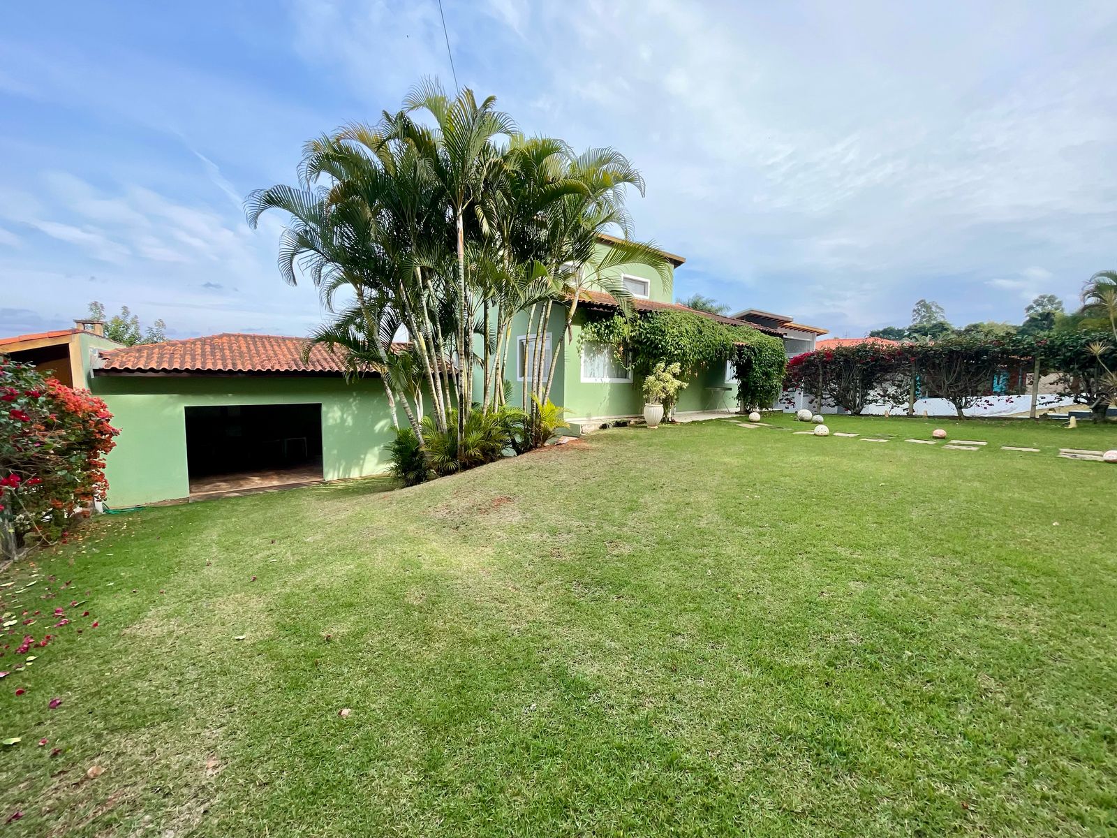 Chácara com 3 dormitórios à venda, 240m² por R$ 960.000 - Condomínio Nova Rheata - Boituva/SP