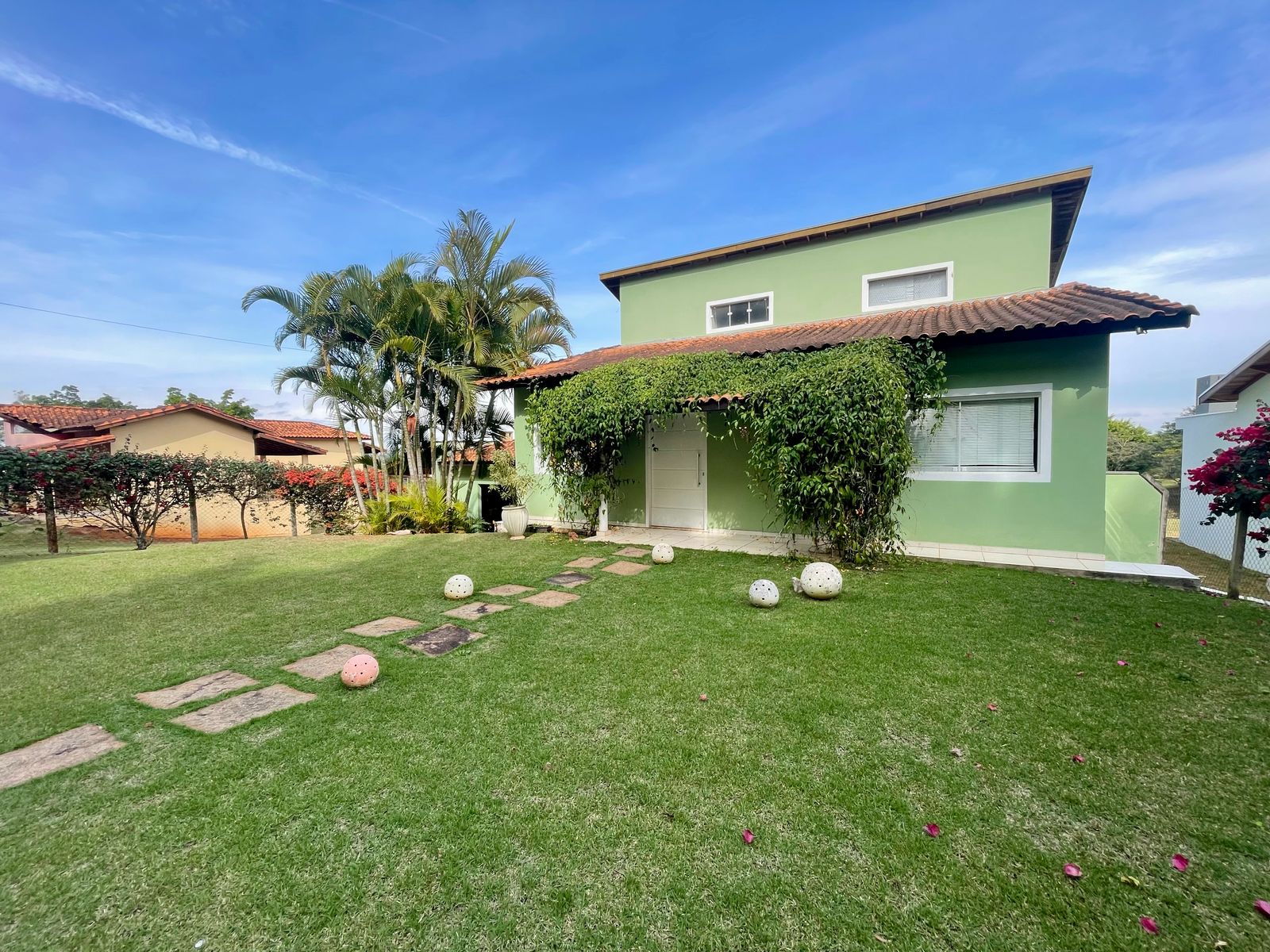 Chácara com 3 dormitórios à venda, 240m² por R$ 960.000 - Condomínio Nova Rheata - Boituva/SP