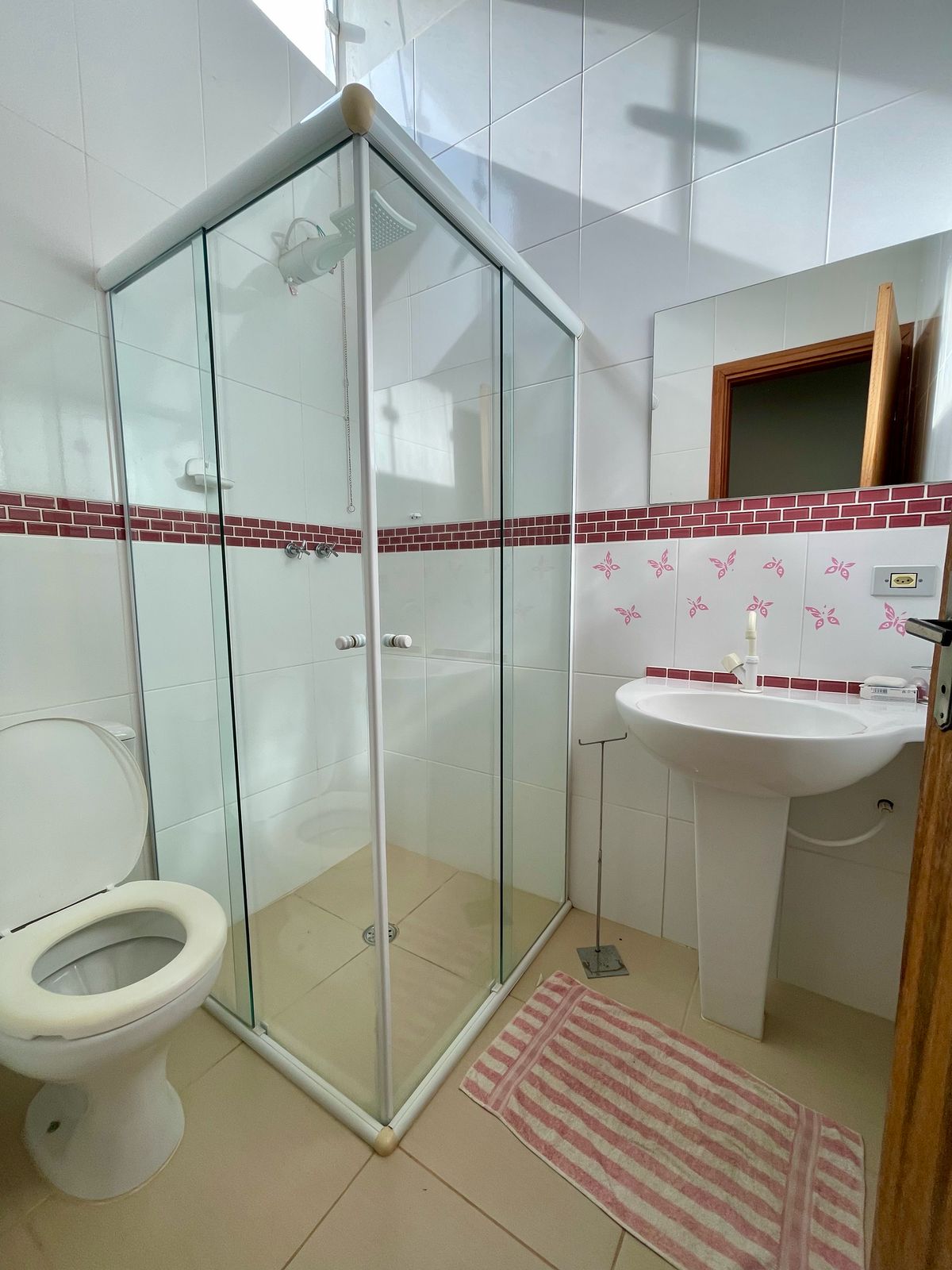 Chácara com 3 dormitórios à venda, 240m² por R$ 960.000 - Condomínio Nova Rheata - Boituva/SP