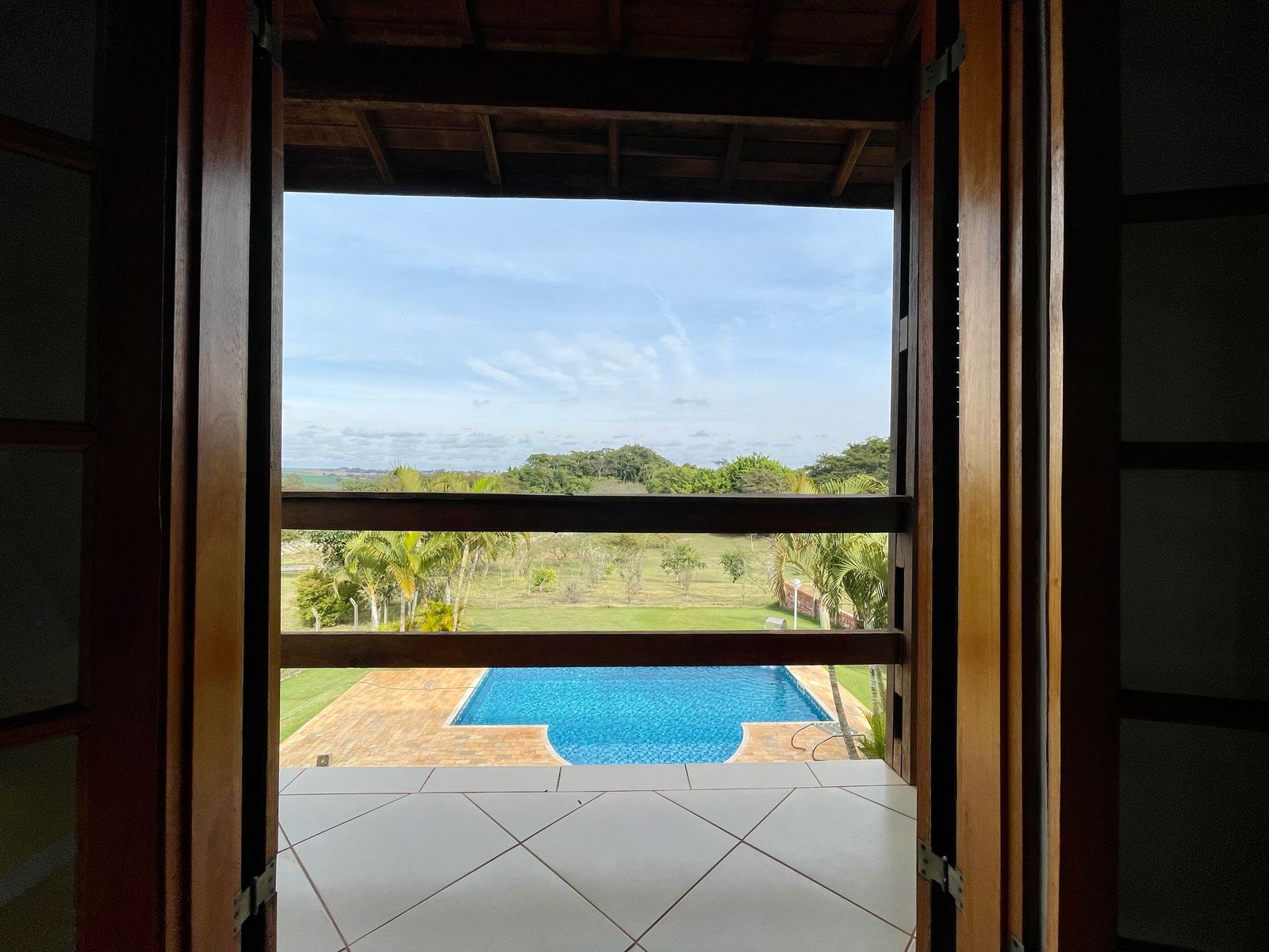 Chácara com 3 dormitórios à venda, 240m² por R$ 960.000 - Condomínio Nova Rheata - Boituva/SP