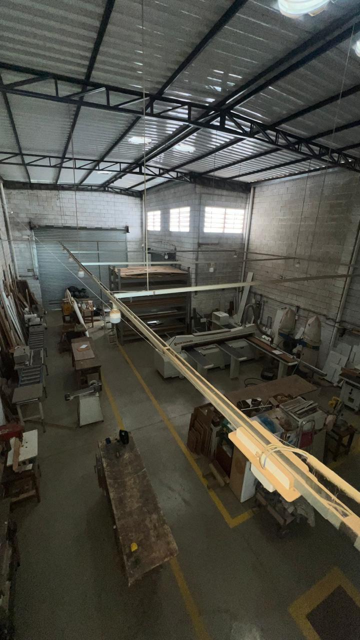 Galpão Comercial à Venda, 213m² por R$ 900.000 - Portal Ville Jardins - Boituva/SP