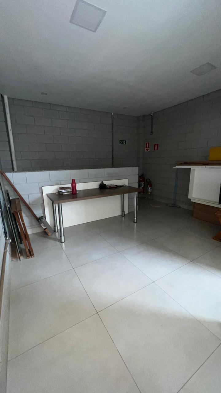 Galpão Comercial à Venda, 213m² por R$ 900.000 - Portal Ville Jardins - Boituva/SP