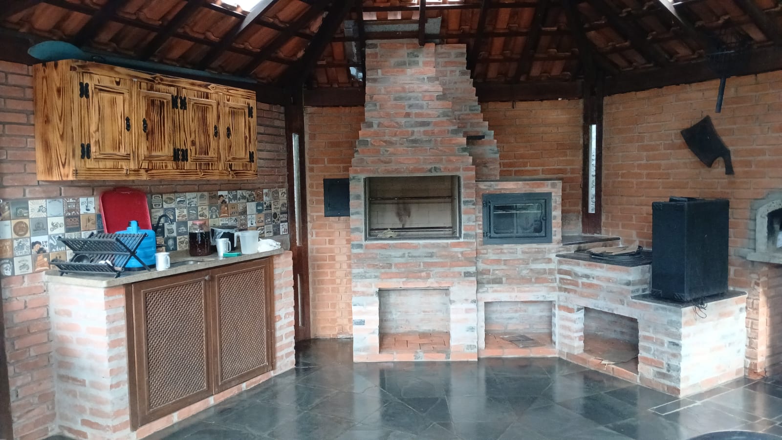 Chácara com 4 suítes à venda, 330m² por R$ 1.900.000 – Condomínio Colina Nova Boituva/SP