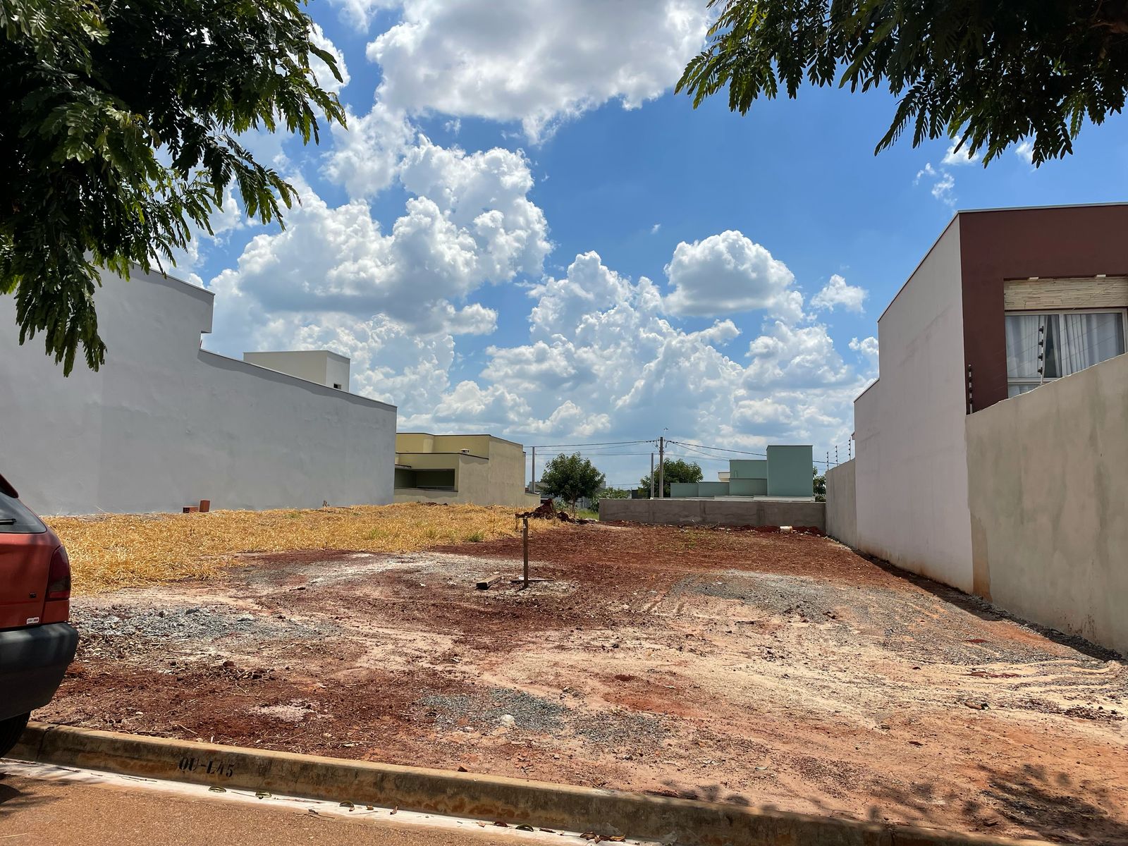 Terreno plano à venda, 200 m² por R$ 192.000 - Portal Ville Jardins - Boituva/SP