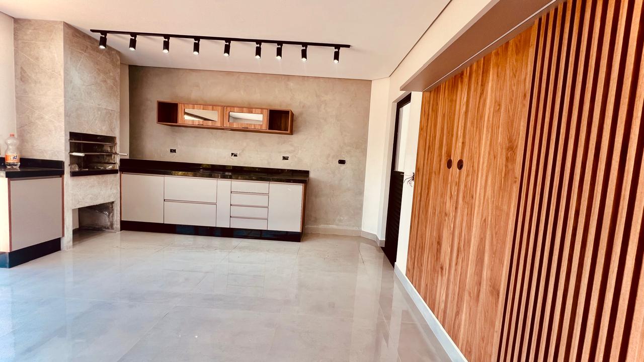 Casa com 3 suítes à venda, 224m² por R$ 1.500.000 - Condomínio Portal Ville Jardim Europa - Boituva/SP