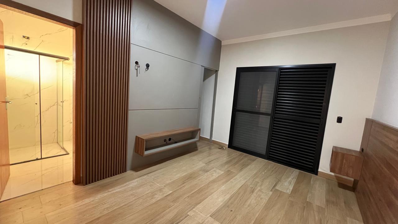Casa com 3 suítes à venda, 220m² por R$ 1.700.000 - Condomínio Portal Ville Jardim Europa - Boituva/SP