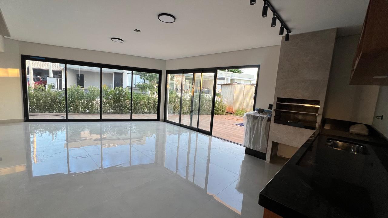 Casa com 3 suítes à venda, 220m² por R$ 1.700.000 - Condomínio Portal Ville Jardim Europa - Boituva/SP