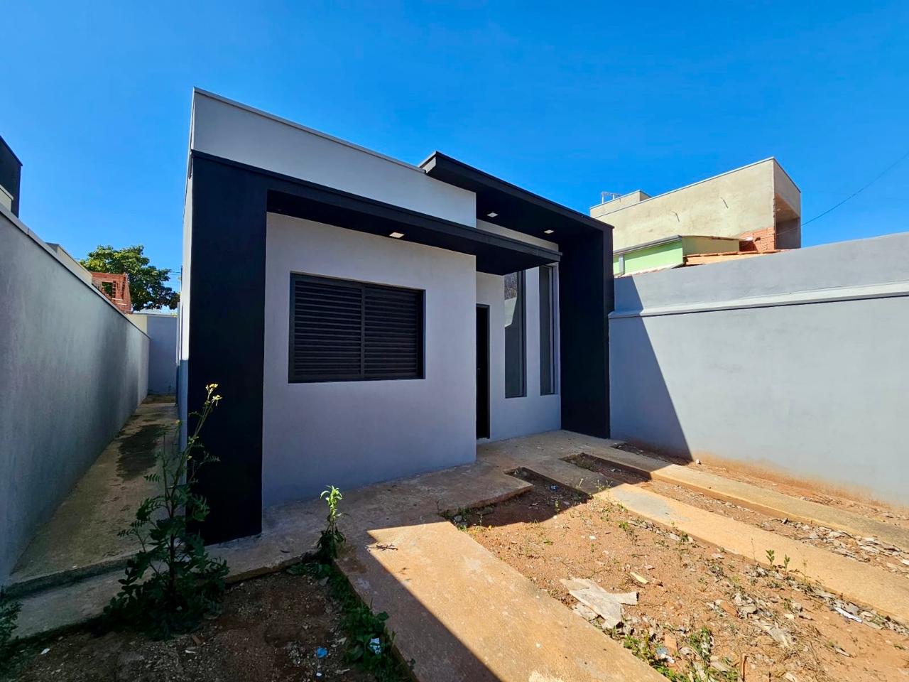 Casa com 2 dormitórios à venda, 50m² por R$ 300.000 - Bairro GSP - Boituva/SP