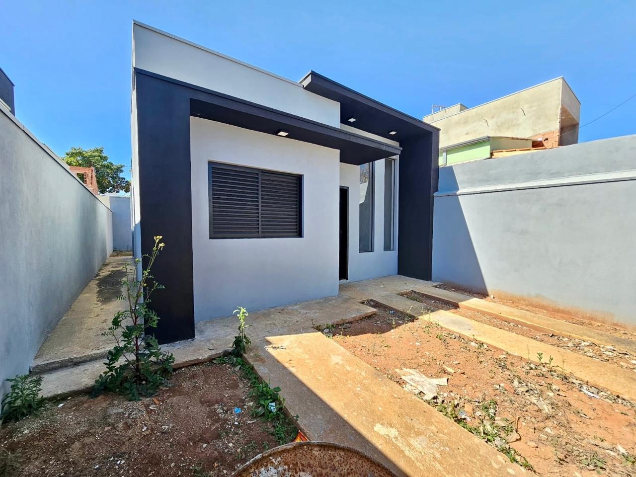 Casa com 2 dormitórios à venda, 50m² por R$ 300.000 - Bairro GSP - Boituva/SP