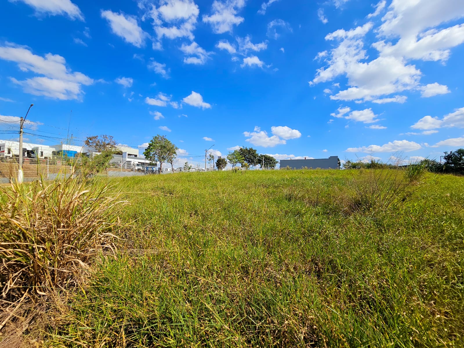 Terreno comercial à venda, 1.789m² por R$ 2.250.000 - Boituva/SP
