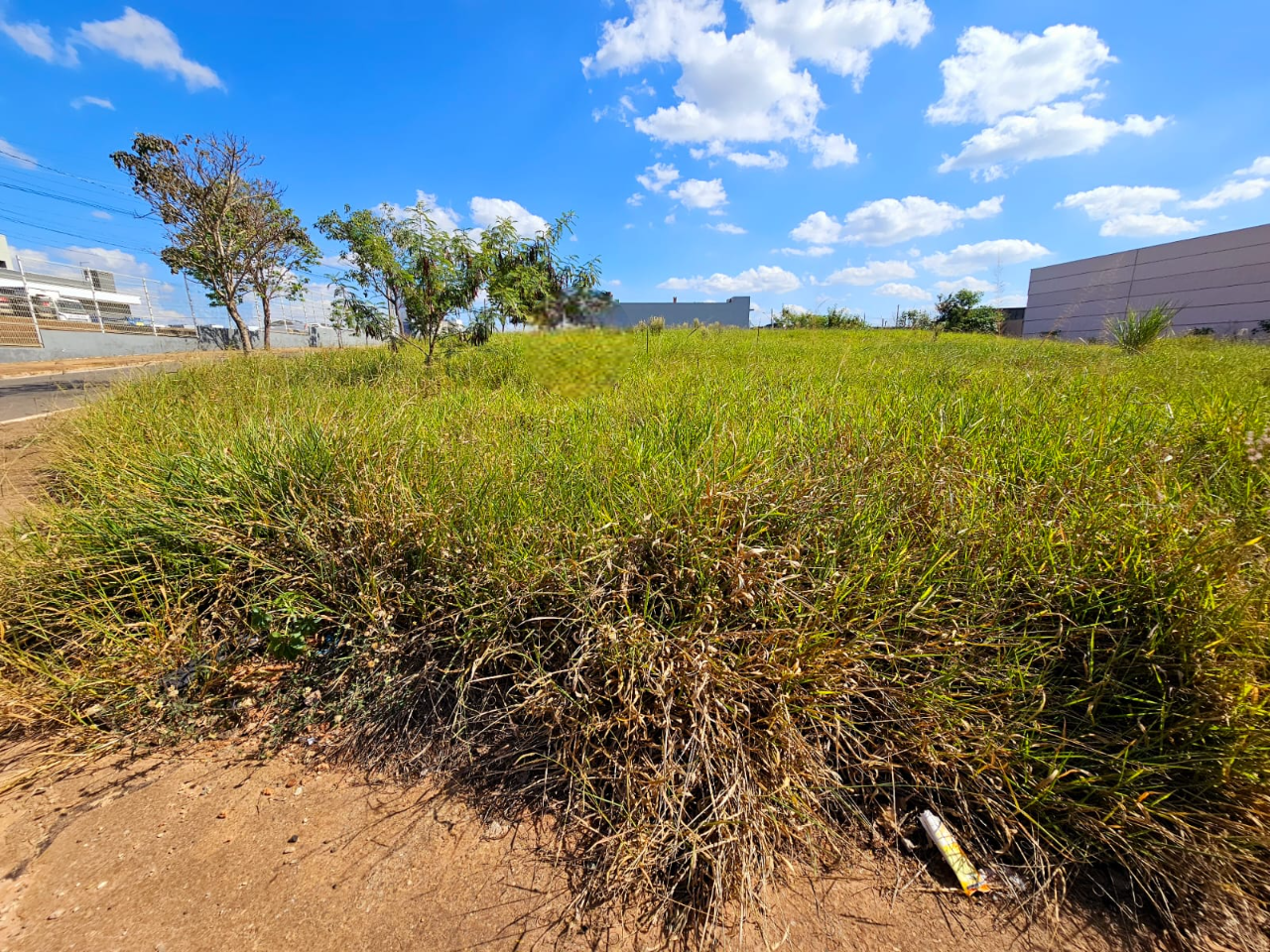 Terreno comercial à venda, 1.789m² por R$ 2.250.000 - Boituva/SP