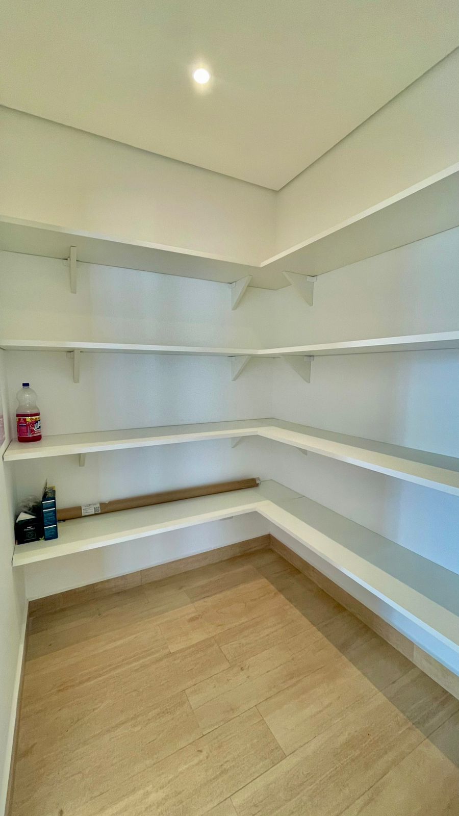 Casa de alto padrão com 3 dormitórios à venda, 220m² por R$ 1.400.000 - Condomínio Jardim Europa - Boituva/SP