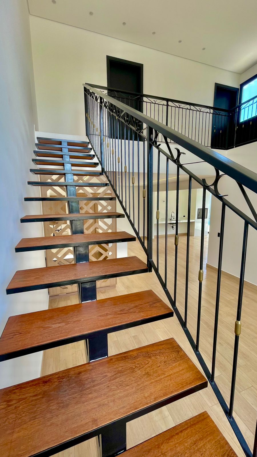 Casa de alto padrão com 3 dormitórios à venda, 220m² por R$ 1.400.000 - Condomínio Jardim Europa - Boituva/SP