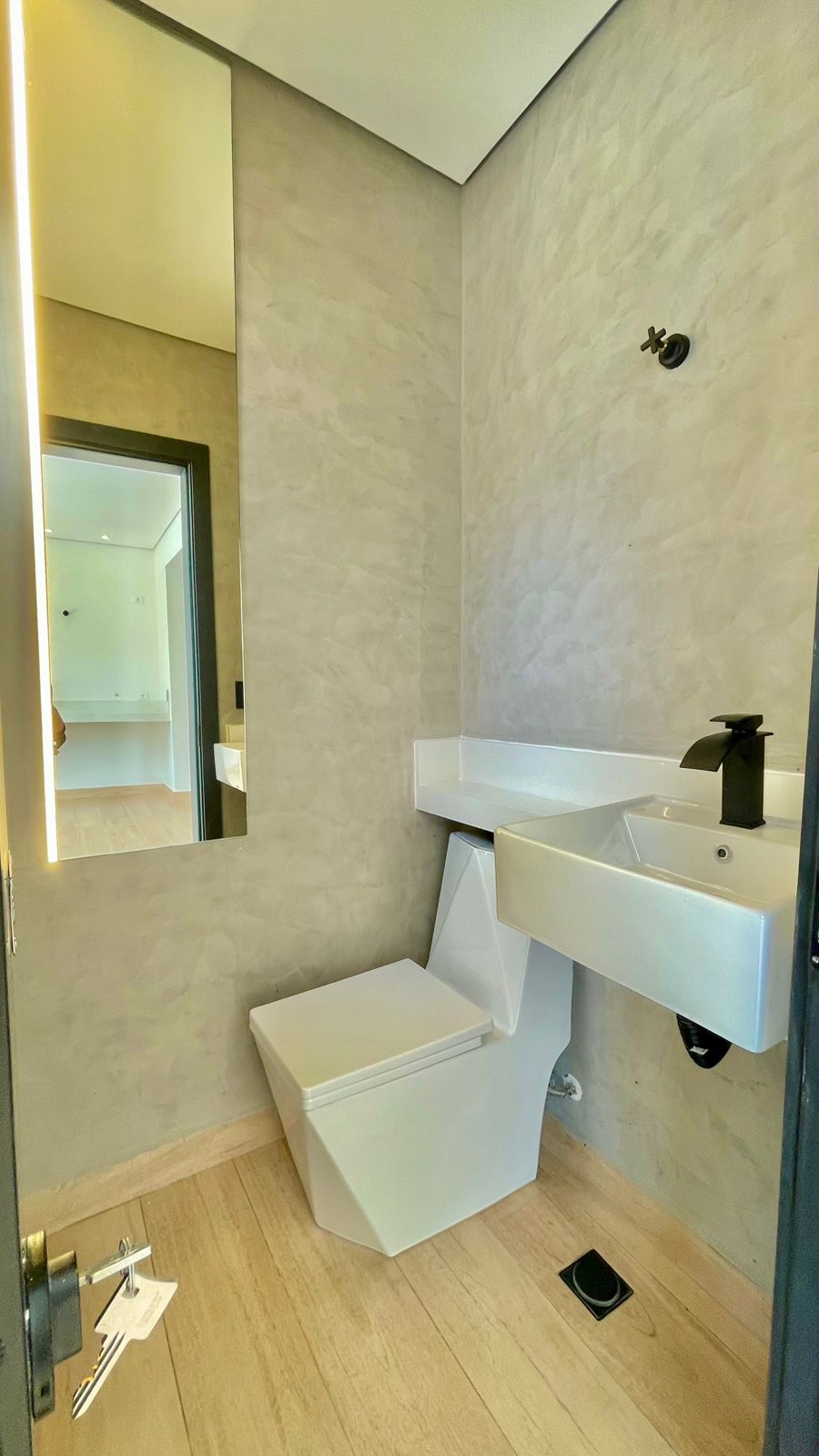 Casa de alto padrão com 3 dormitórios à venda, 220m² por R$ 1.400.000 - Condomínio Jardim Europa - Boituva/SP