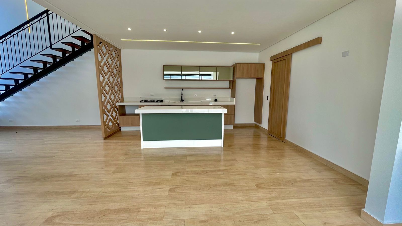 Casa de alto padrão com 3 dormitórios à venda, 220m² por R$ 1.400.000 - Condomínio Jardim Europa - Boituva/SP