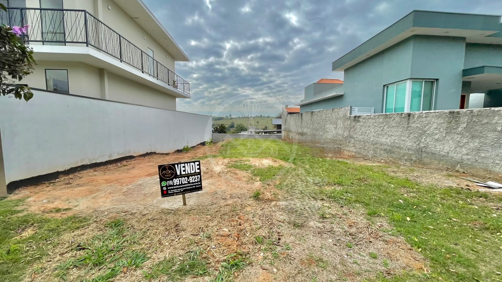 Terreno à venda, 250m² por R$ 240.000 - Condomínio Tropicália Garden - Boituva/SP