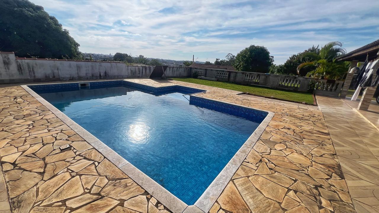 Chácara com 3 dormitórios à venda, 204m² por R$ 860.000 - Condomínio Green Ville I - Boituva/SP