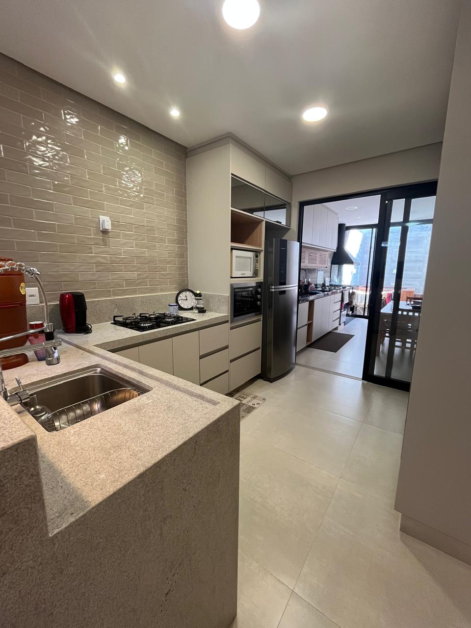 Casa com 2 dormitórios à venda, 125m² por R$ 870.000 - Condomínio Reserva dos Ipês - Boituva/SP