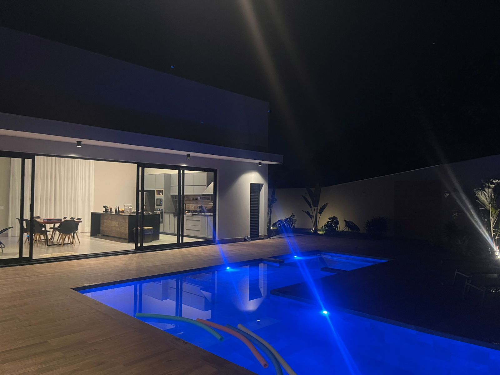Casa de alto padrão com 4 suítes à venda, 360m² por R$ 1.785.000 - Condomínio Residencial São José - Boituva/SP