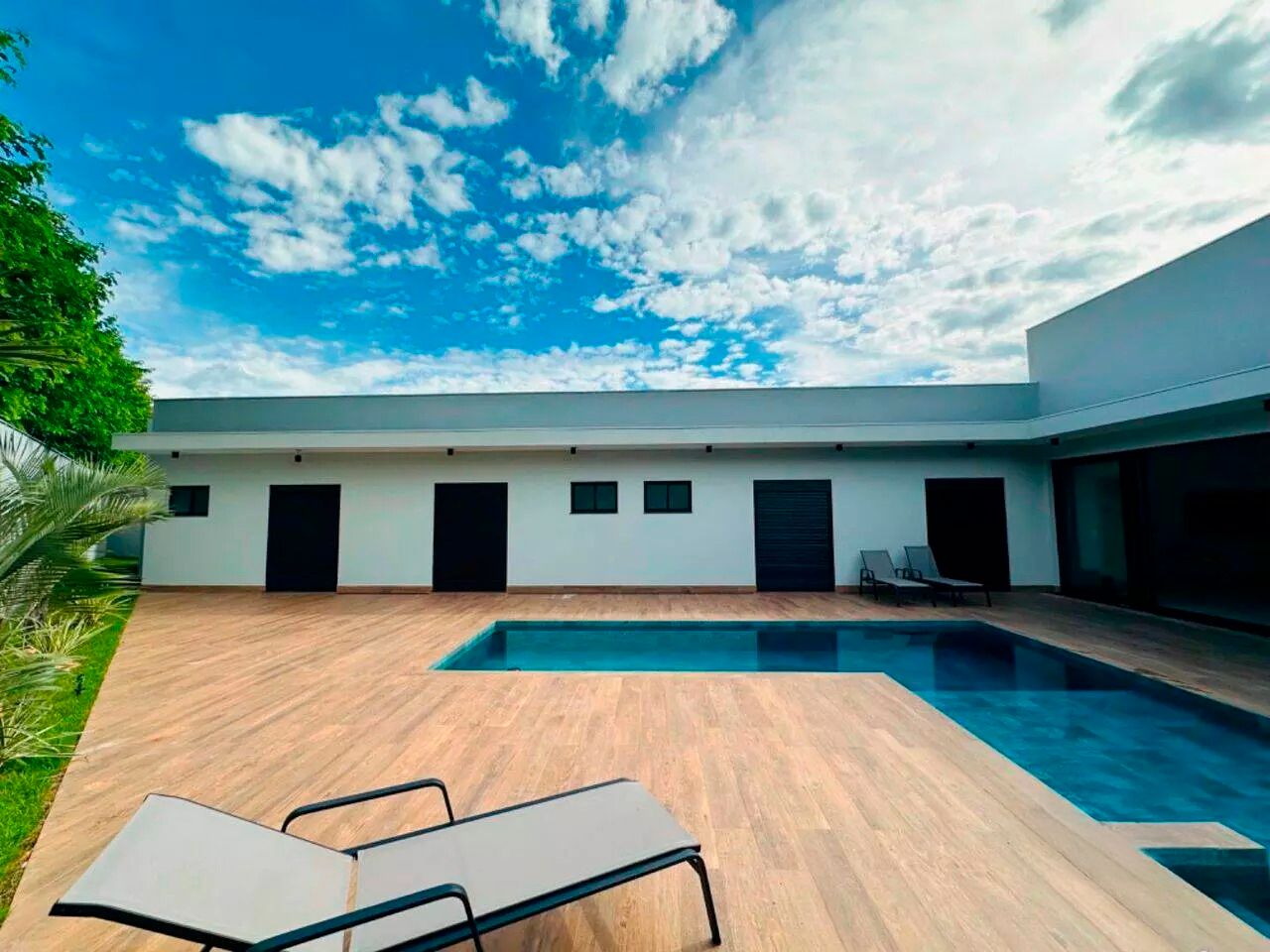 Casa de alto padrão com 4 suítes à venda, 360m² por R$ 1.785.000 - Condomínio Residencial São José - Boituva/SP