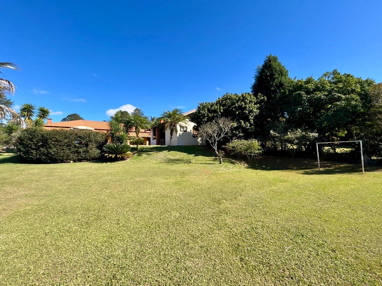 Chácara com 5 dormitórios (3 suítes) à venda, 360m² por R$ 1.200.000 - Boituva/SP