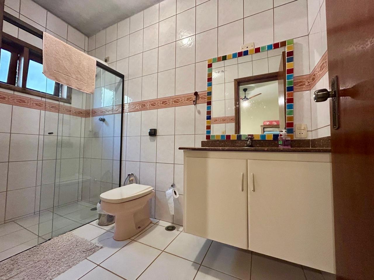 Chácara com 5 dormitórios (3 suítes) à venda, 360m² por R$ 1.200.000 - Boituva/SP