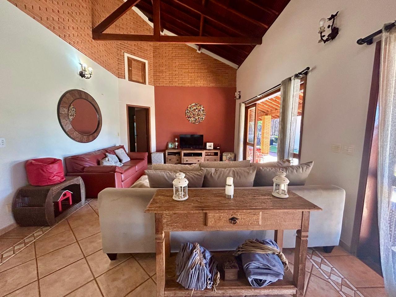 Chácara com 5 dormitórios (3 suítes) à venda, 360m² por R$ 1.200.000 - Boituva/SP