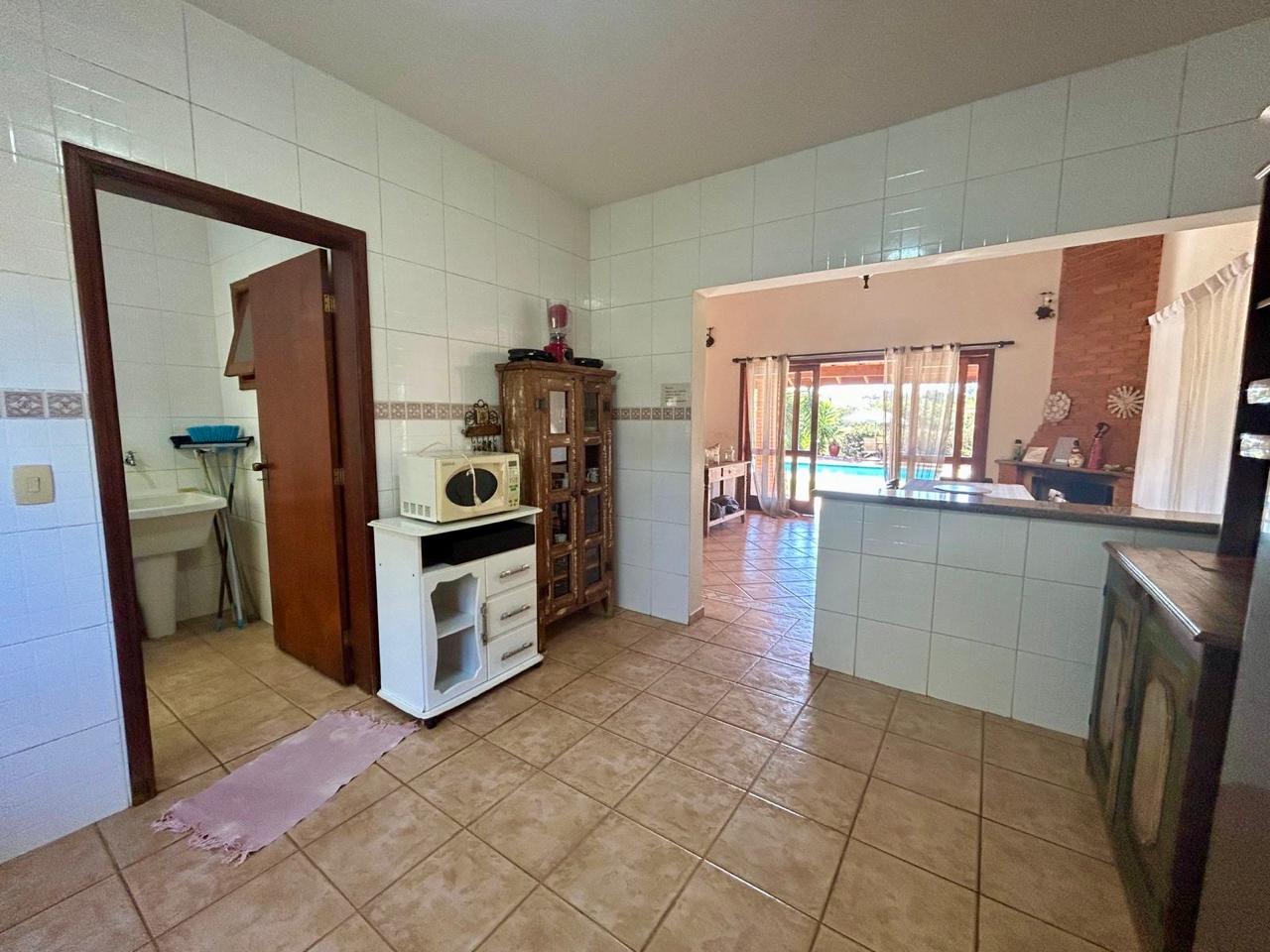 Chácara com 5 dormitórios (3 suítes) à venda, 360m² por R$ 1.200.000 - Boituva/SP