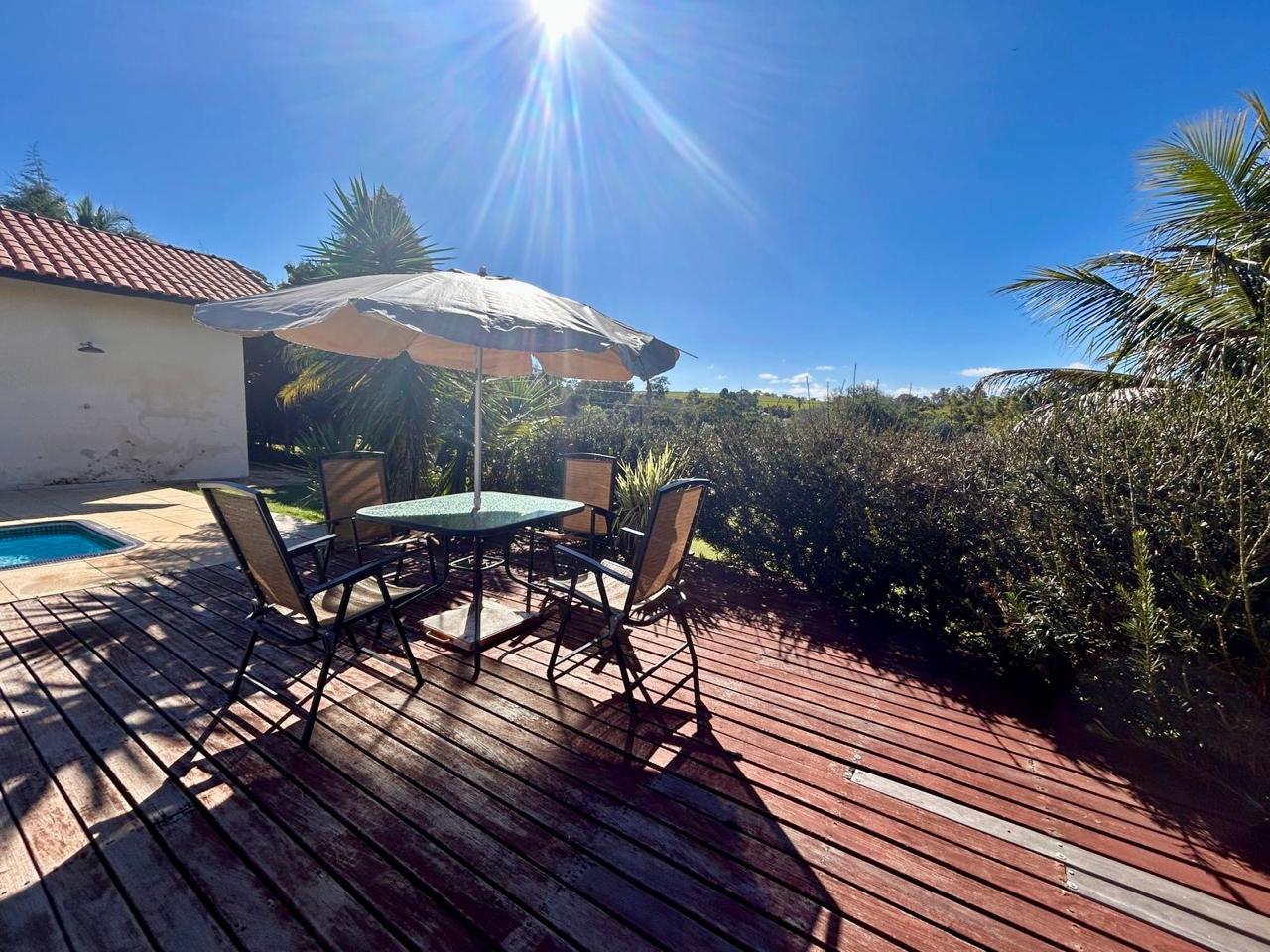 Chácara com 5 dormitórios (3 suítes) à venda, 360m² por R$ 1.200.000 - Boituva/SP