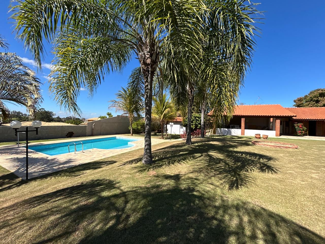 Chácara com 3 dormitórios à venda, 230m² por R$ 799.000 - Condomínio Nova Rheata - Boituva/SP