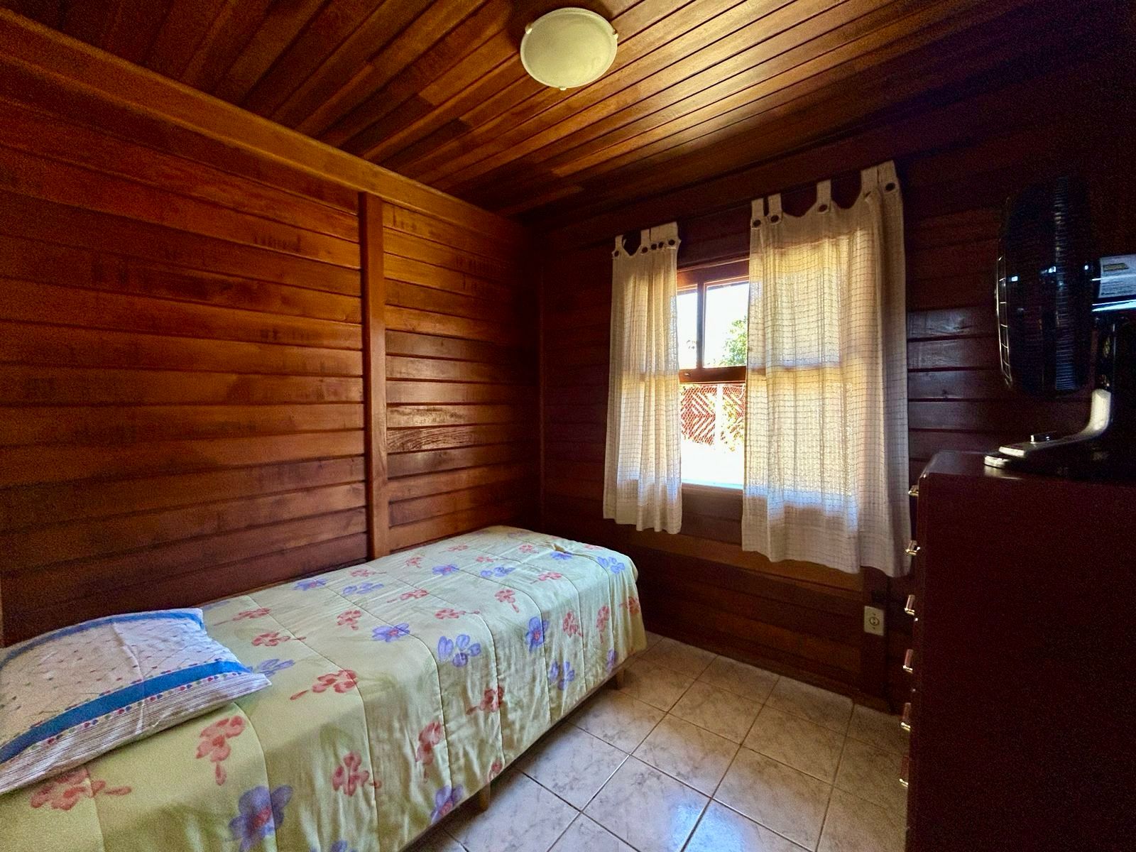 Chácara com 3 dormitórios à venda, 230m² por R$ 799.000 - Condomínio Nova Rheata - Boituva/SP