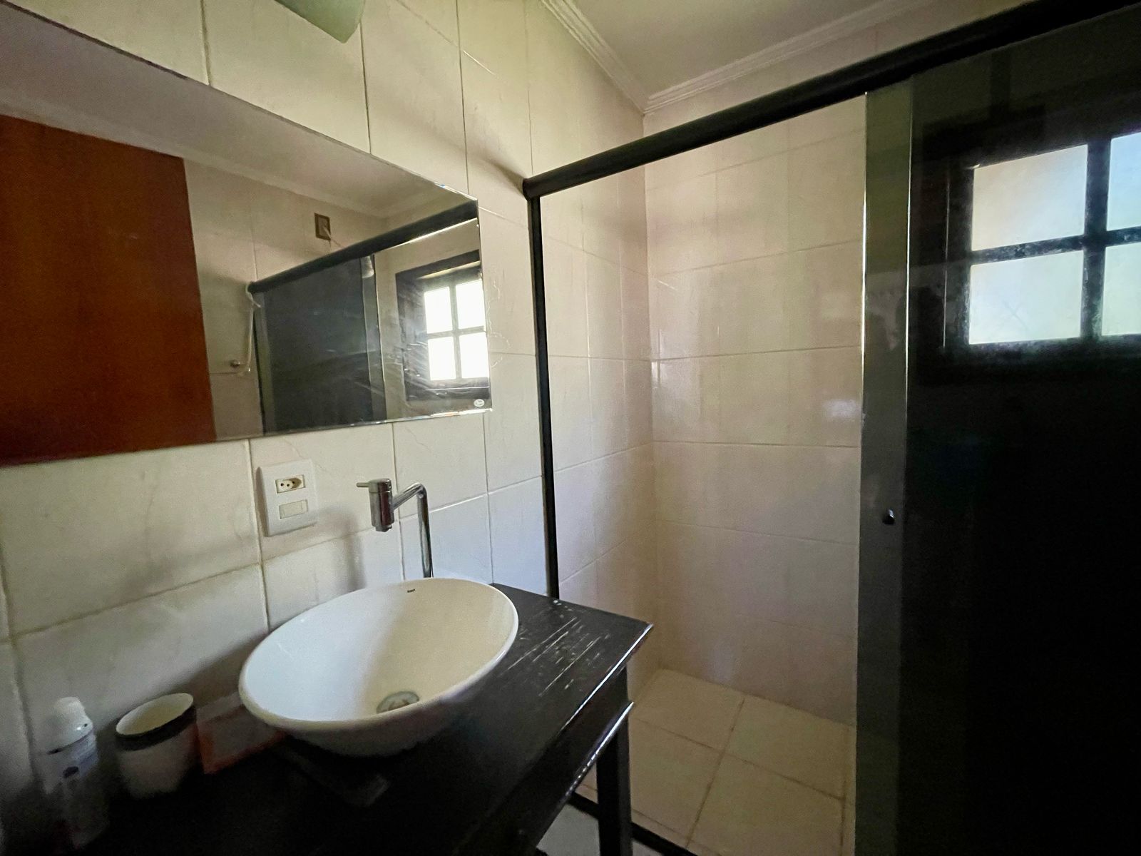 Chácara com 5 dormitórios à venda, 600m² por R$ 1.170.000 - Condomínio Fechado - Boituva/SP
