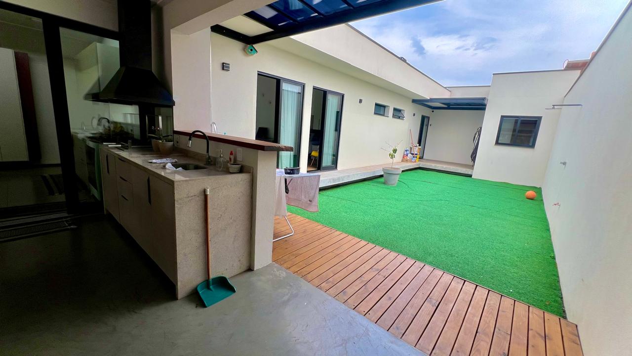 Casa com 3 dormitórios à venda, 140m² por R$ 850.000 – Condomínio Tropicalia Garden – Boituva/SP