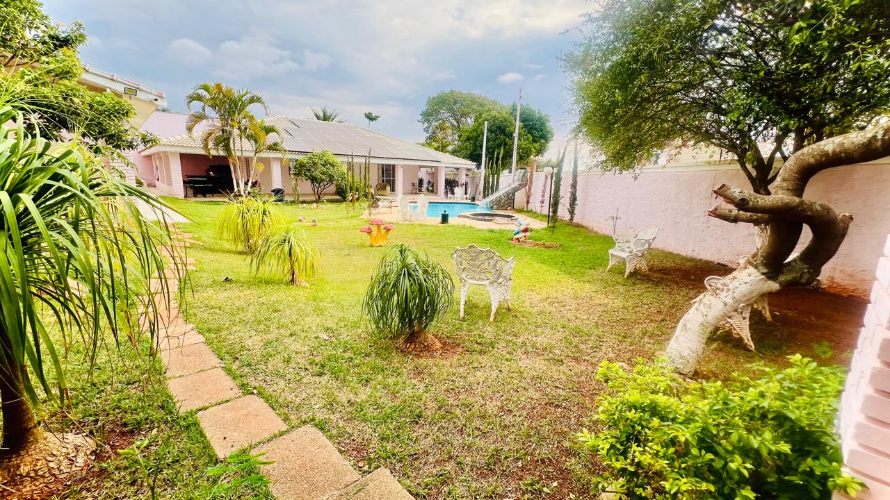 Chácara com 3 dormitórios à venda, 290,72m² por R$ 1.150.000 - Boituva/SP