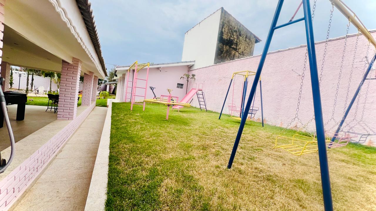 Chácara com 3 dormitórios à venda, 290,72m² por R$ 1.150.000 - Boituva/SP