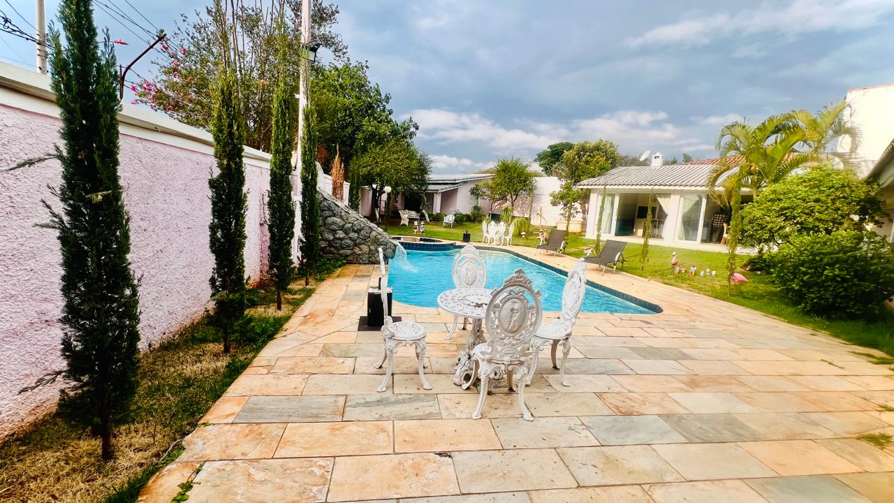 Chácara com 3 dormitórios à venda, 290,72m² por R$ 1.150.000 - Boituva/SP