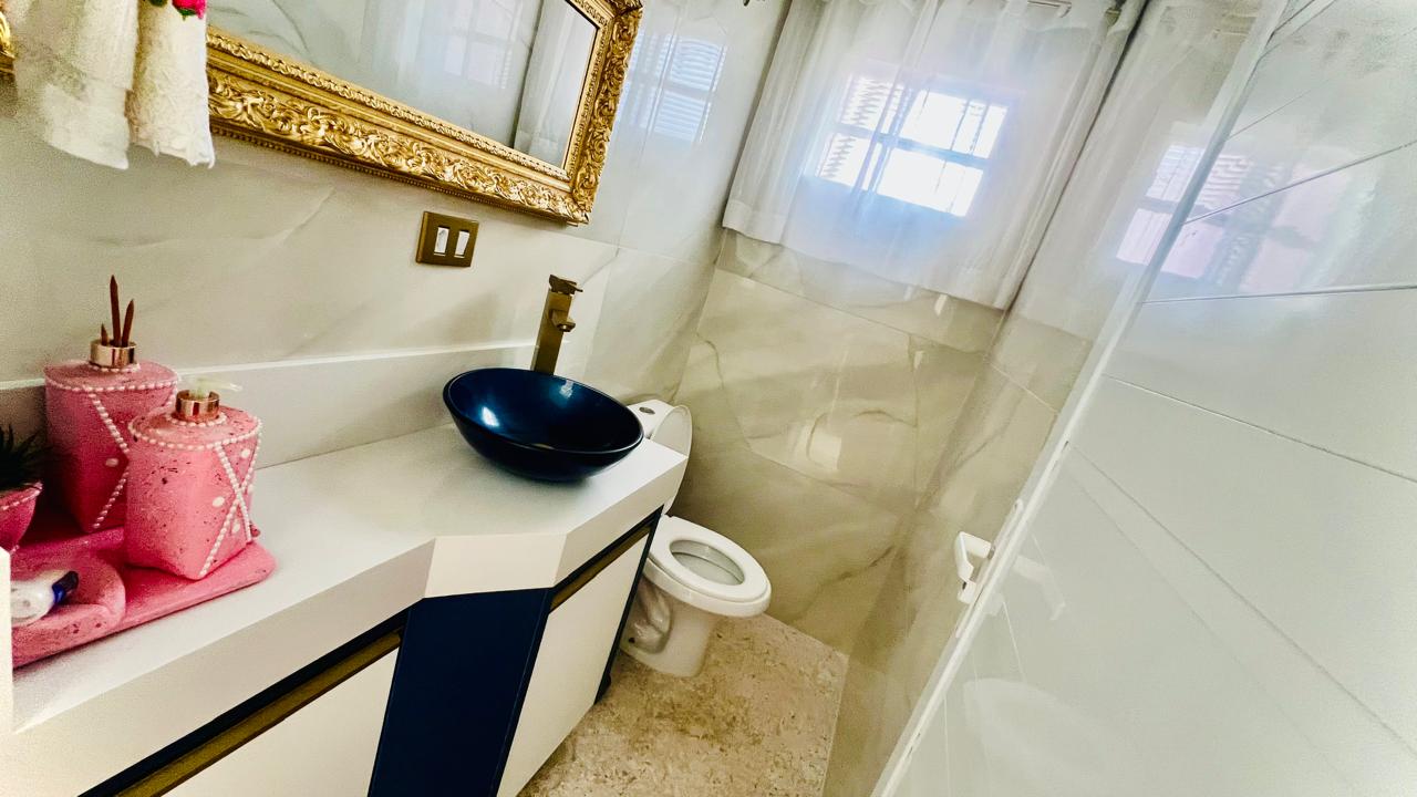 Chácara com 3 dormitórios à venda, 290,72m² por R$ 1.150.000 - Boituva/SP