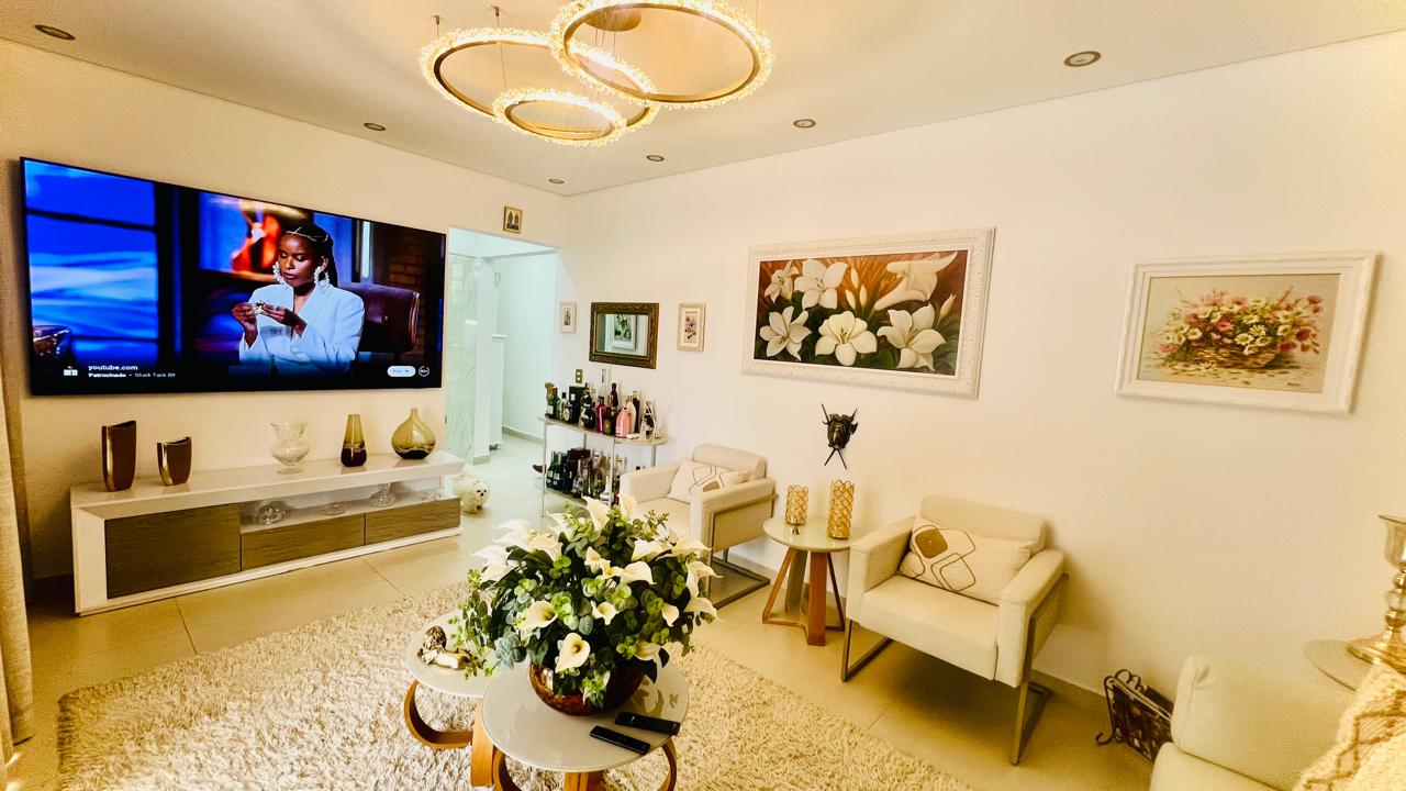 Chácara com 3 dormitórios à venda, 290,72m² por R$ 1.150.000 - Boituva/SP