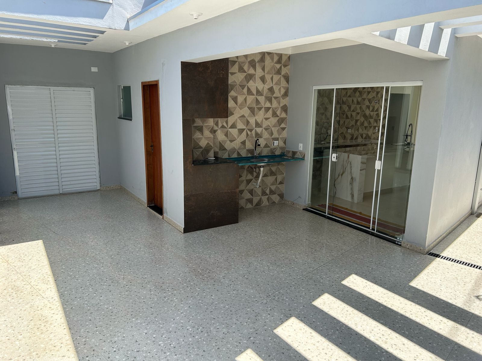 Casa com 3 suítes à venda, 165m² construída por R$ 744.000 – Bairro Campo Verde – Boituva/SP