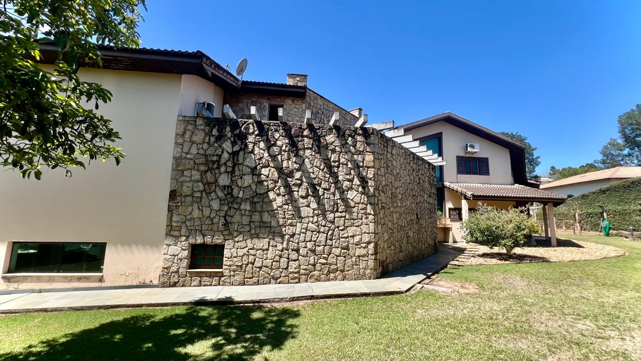 Mansão com 4 suítes à venda, 795m² por R$ 3.300.000 - Condomínio Saint Claire - Boituva/SP