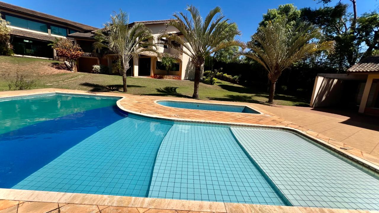 Mansão com 4 suítes à venda, 795m² por R$ 3.300.000 - Condomínio Saint Claire - Boituva/SP