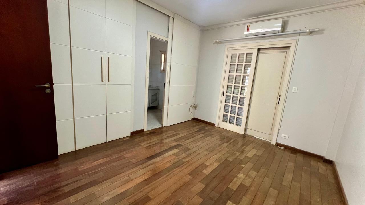 Mansão com 4 suítes à venda, 795m² por R$ 3.300.000 - Condomínio Saint Claire - Boituva/SP