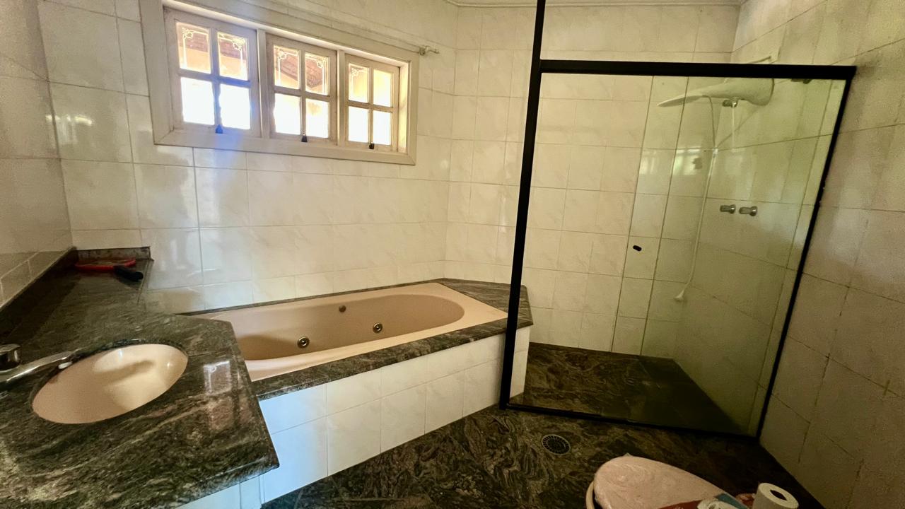 Mansão com 4 suítes à venda, 795m² por R$ 3.300.000 - Condomínio Saint Claire - Boituva/SP